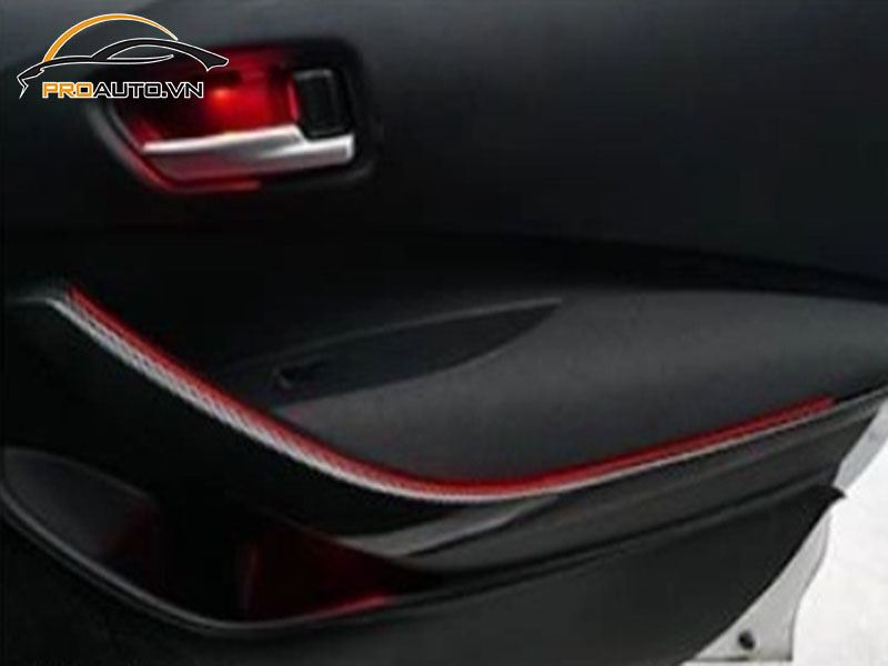 Độ đèn LED viền nội thất ô tô