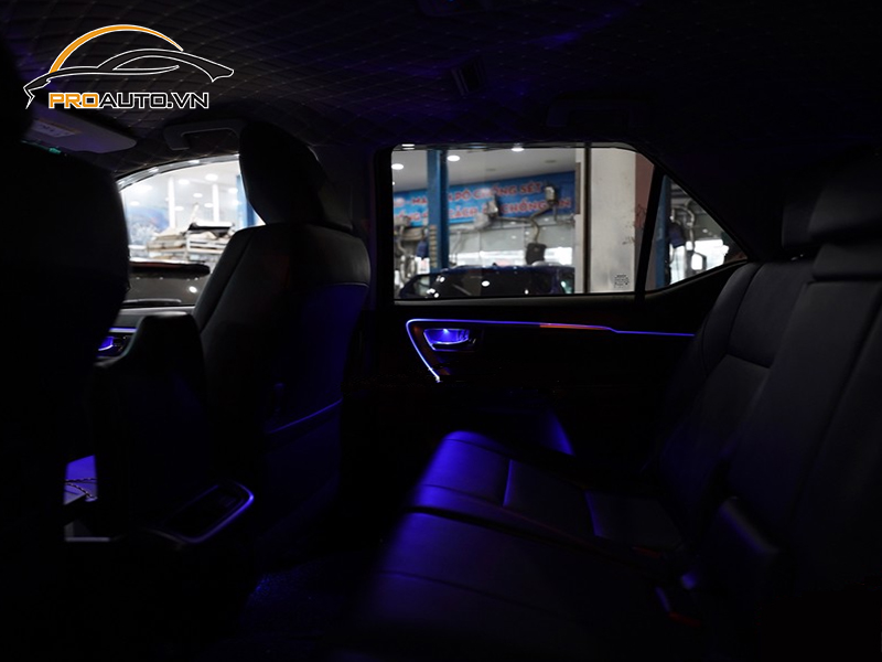 Độ đèn LED nội thất xe Toyota Fortuner
