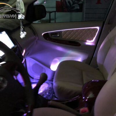 do den led noi that xe toyota innova h4 1