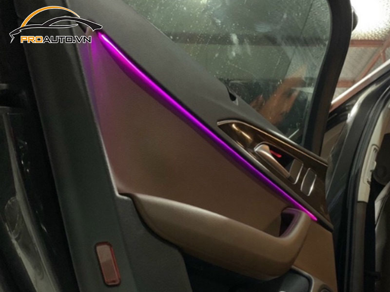 Độ đèn LED viền nội thất ô tô