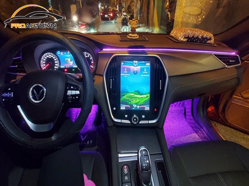 Độ đèn LED nội thất xe Vinfast Fadil