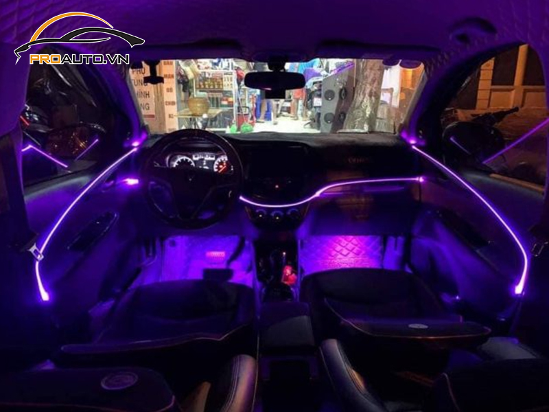 Độ đèn LED chiếu gầm taplo