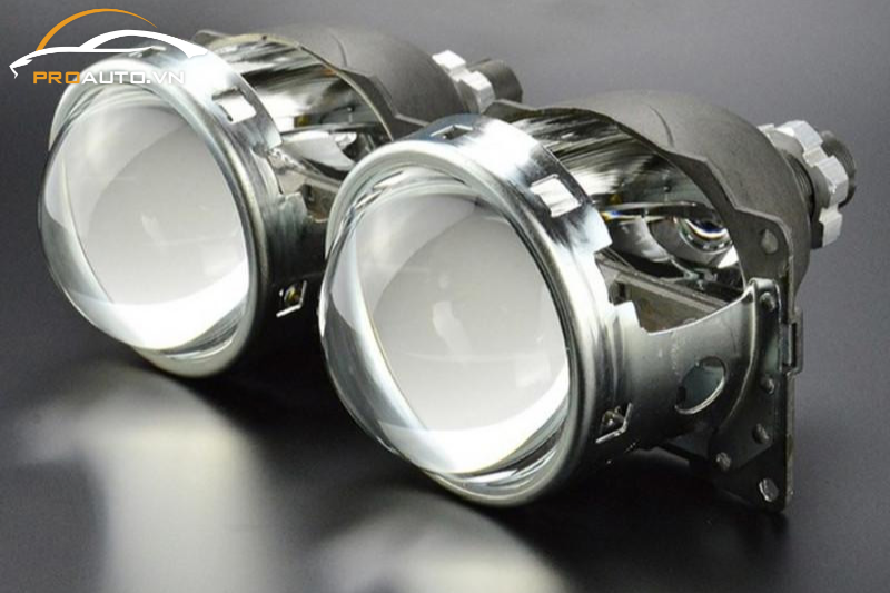 Độ đèn lùi xe ô tô