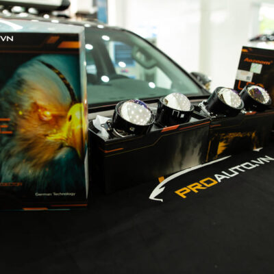 do den o to xe toyota fortuner 1