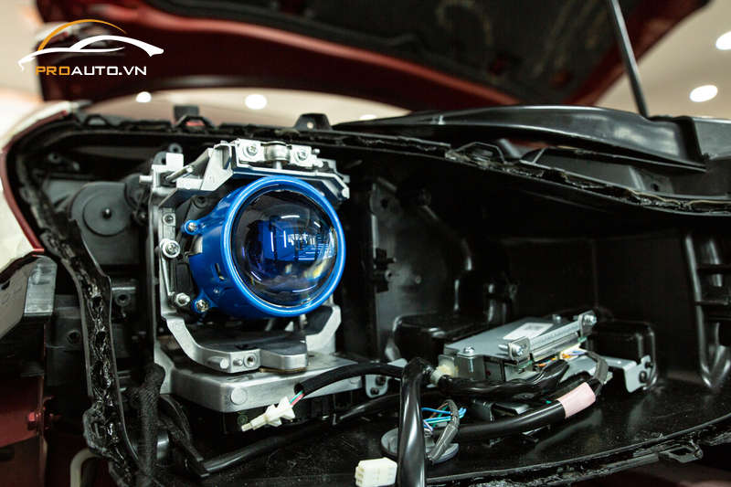 Độ đèn tăng sáng ô tô GTR