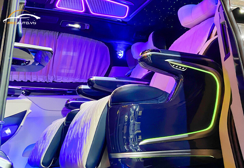 Độ đèn trần butterfly choxe Hyundai Solati