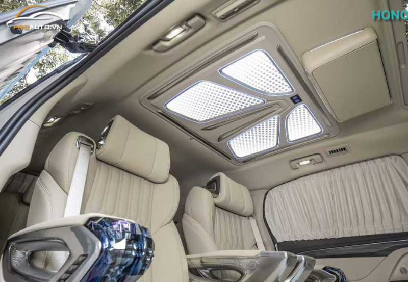 Độ đèn trần Butterfly đa dạng tính năng điều khiển cảm ứng