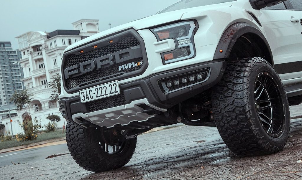 Độ cản trước xe Ranger