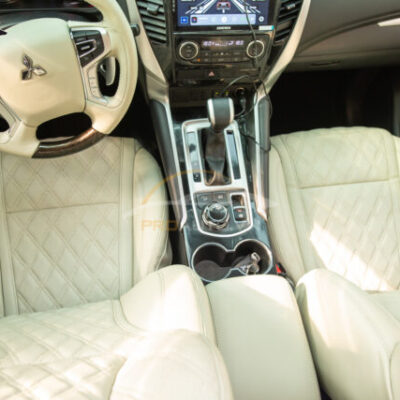 do ghe Limousine xe Kia Rondo 6 1