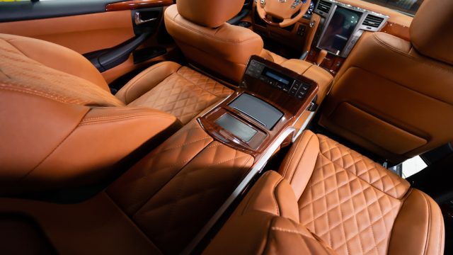 Độ Ghế Limousine Xe Lexus LFA - Ảnh 2