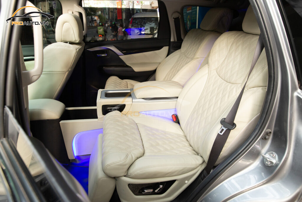 Độ ghế limousine xe ô tô tại Proauto.vn