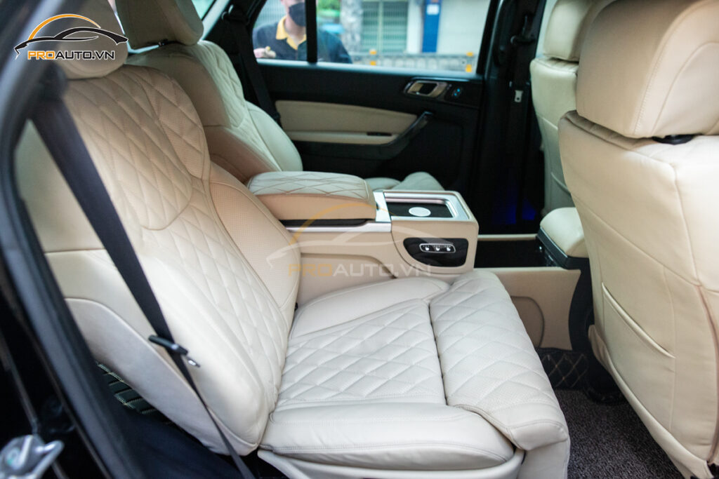 Độ ghế limousine xe Toyota Avanza