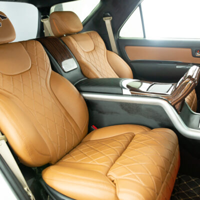 do ghe Limousine xe Toyota Granvia 1 1