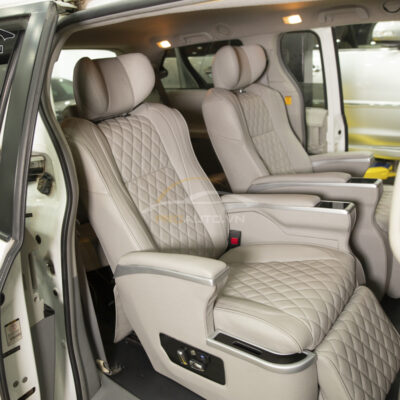 Độ ghế Limousine xe Toyota Rush