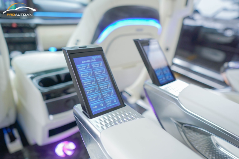 Độ ghế Limousine Crystal 4.0 tích hợp điều khiển cảm ứng thông minh