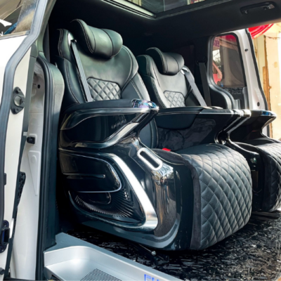 Độ ghế limousine Hongyi 3.0 cho xe Ford Everest