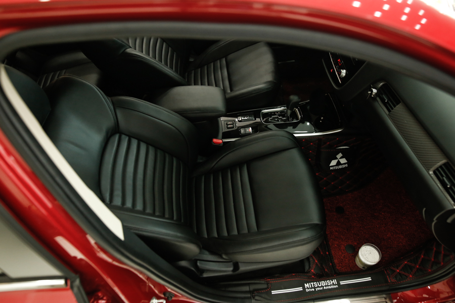 Độ ghế Limousine Mitsubishi Outlander