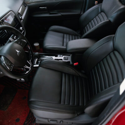 do ghe limousine mitsubishi outlander h27 1