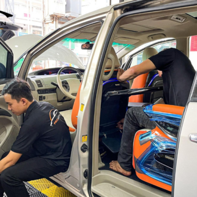 do ghe limousine va lap dat ban xep cho xe hoi 2