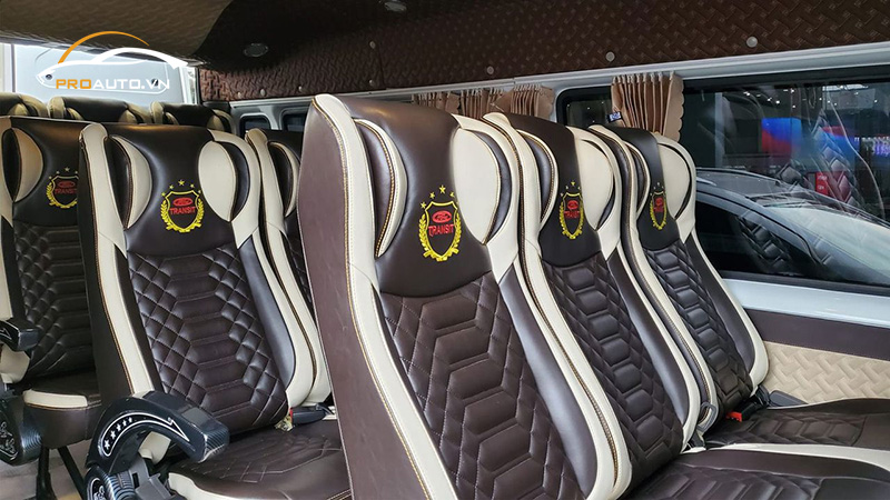 Độ ghế Limousine xe Ford Transit 16 chỗ trên nền ghế zin
