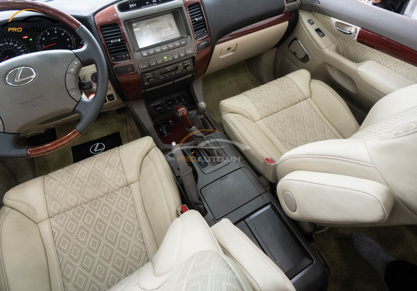 Độ ghế limousine xe Lexus GX 470Độ ghế limousine xe Lexus GX 470
