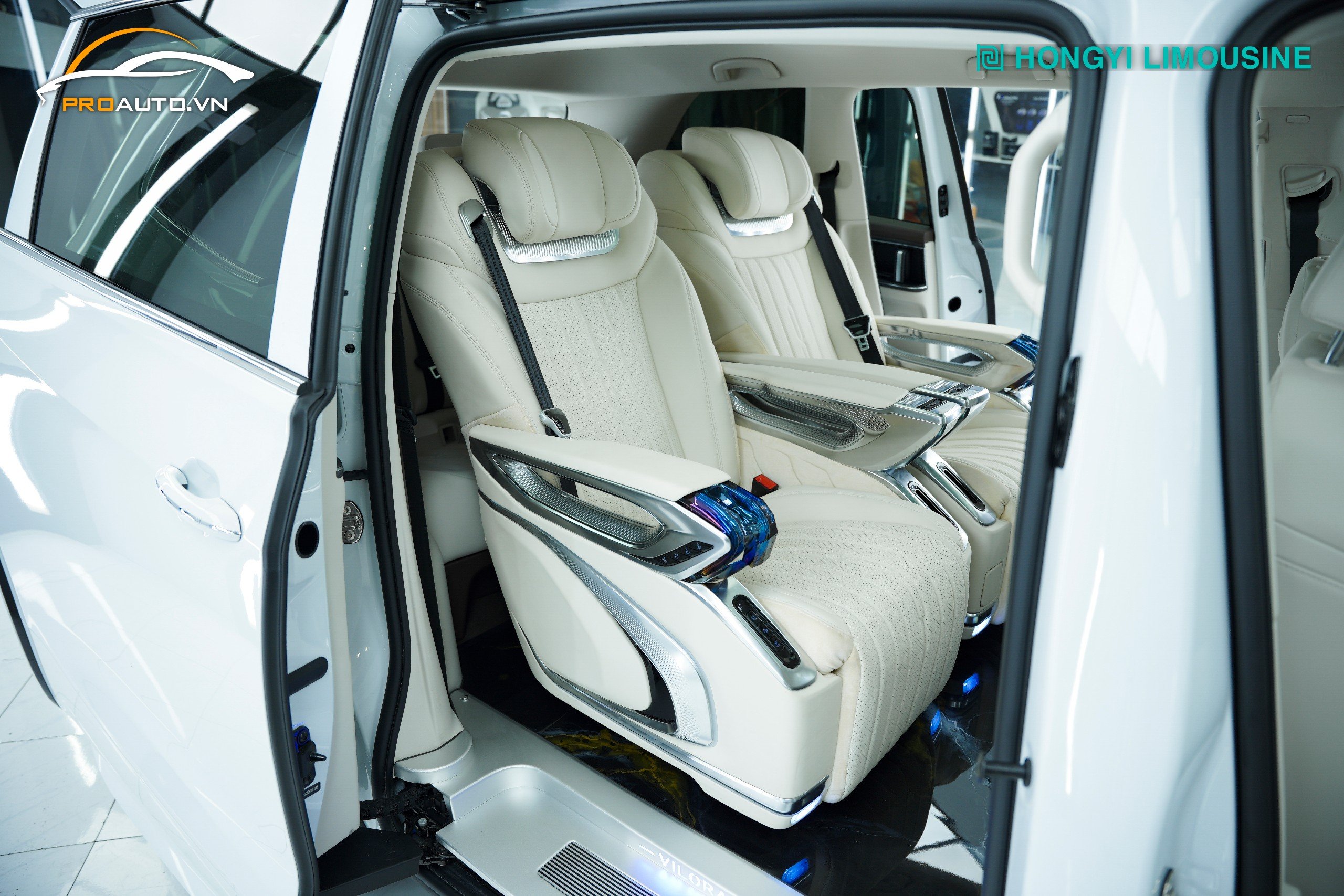 Độ ghế Limousine xe Volkswagen Viloran