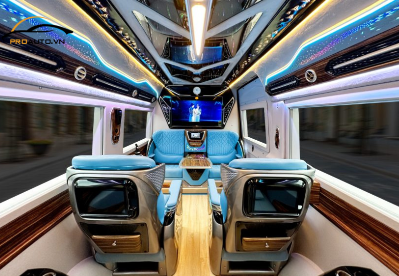 Độ limousine Hyundai Solati nâng tầm đẳng cấp và sang trọng của chiếc xe           