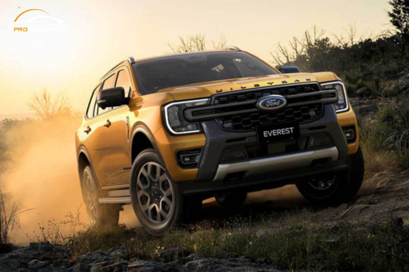 Độ loa Ford Everest 2023: Bảng giá cấu hình âm thanh mới nhất