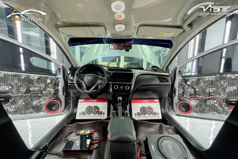 Độ loa Vibe giúp tạo điểm nhấn cho xe Honda City 