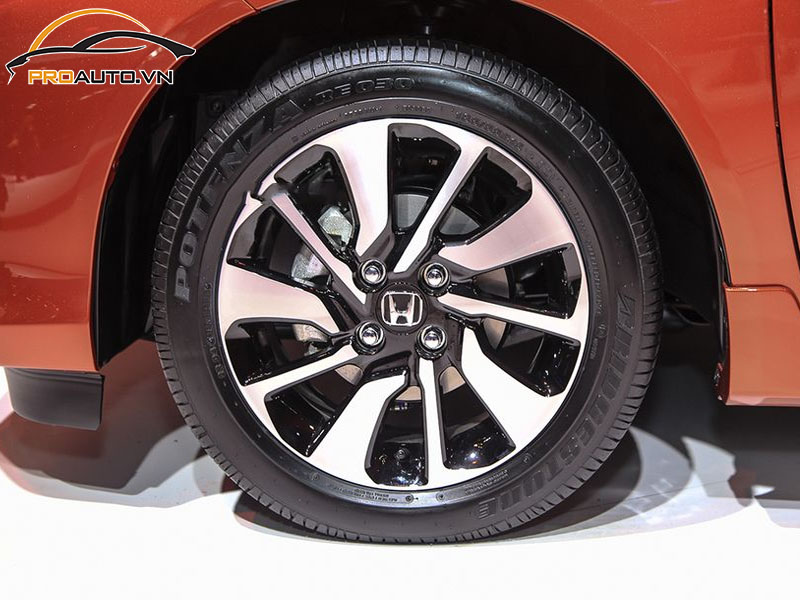 Độ mâm Honda Brio