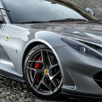 do mam xe Ferrari 812 Superfast 7 1