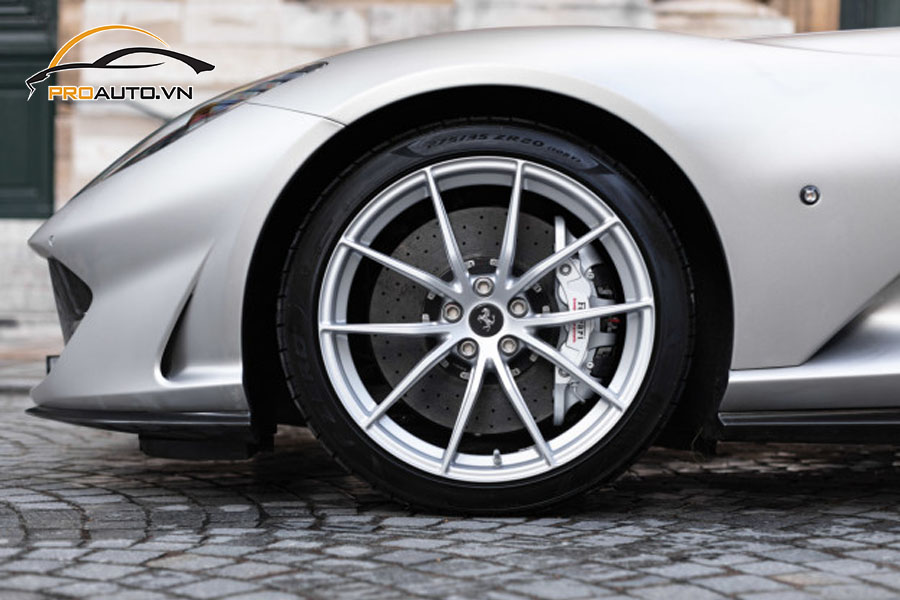 Kinh nghiệm độ mâm xe Ferrari 812 Superfast