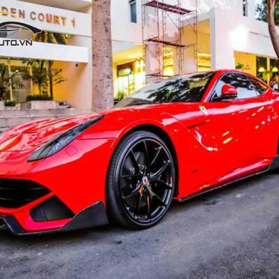 do mam xe Ferrari F12 Berlinetta 1 1