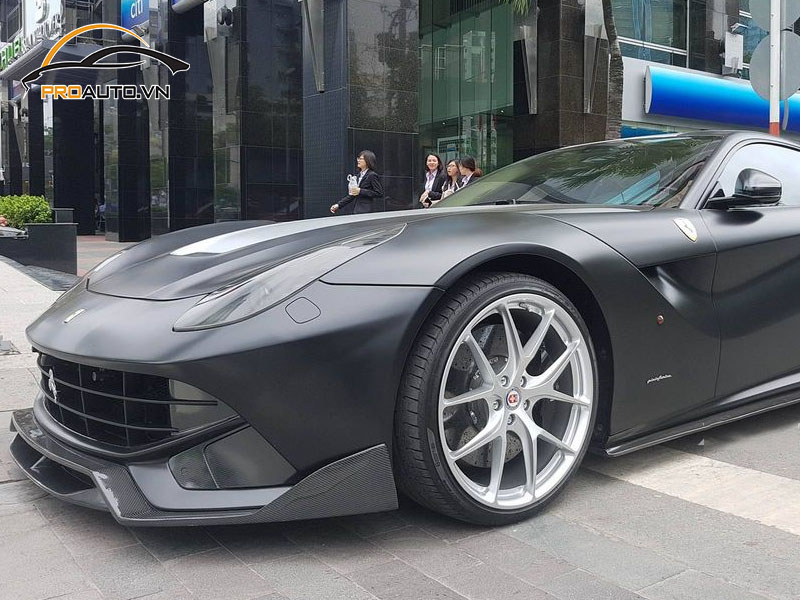 Các mẫu độ mâm xe Ferrari F12 Berlinetta