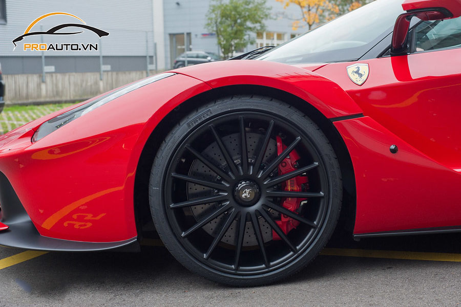 Độ mâm xe Ferrari LaFerrari