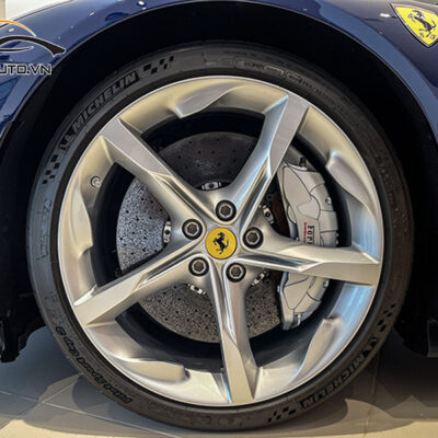 do mam xe Ferrari SF90 Stradale 11 1