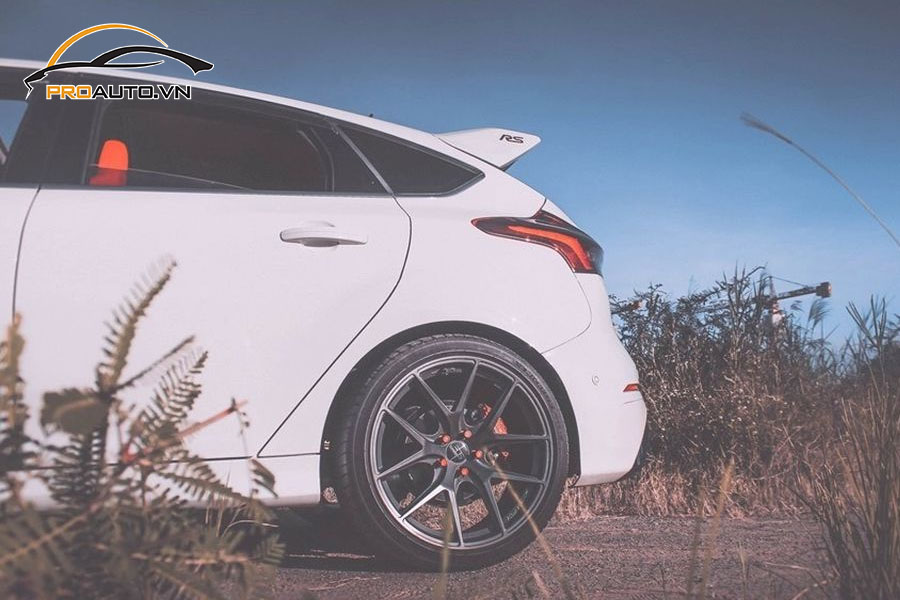 Kinh nghiệm độ mâm xe BMW Series 1