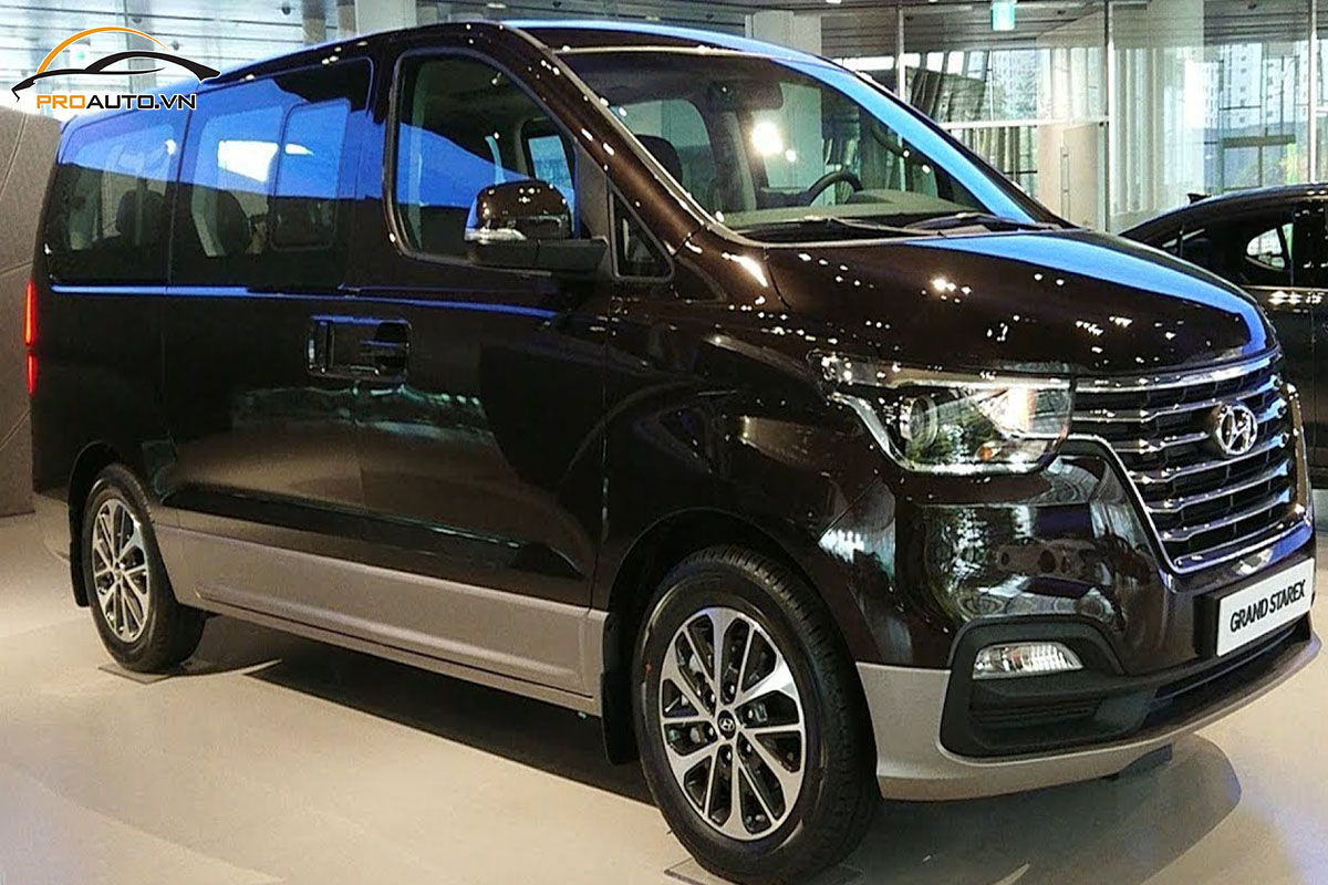 Độ mâm xe Hyundai Starex