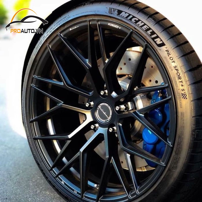 Độ mâm xe Kia Cerato với phong cách thể thao độc đáo