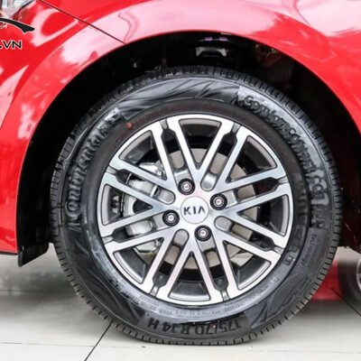 do mam xe Kia Soluto 2 1