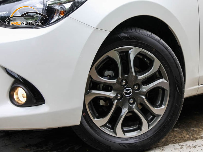 Độ mâm xe Mazda 2 - Ảnh 2