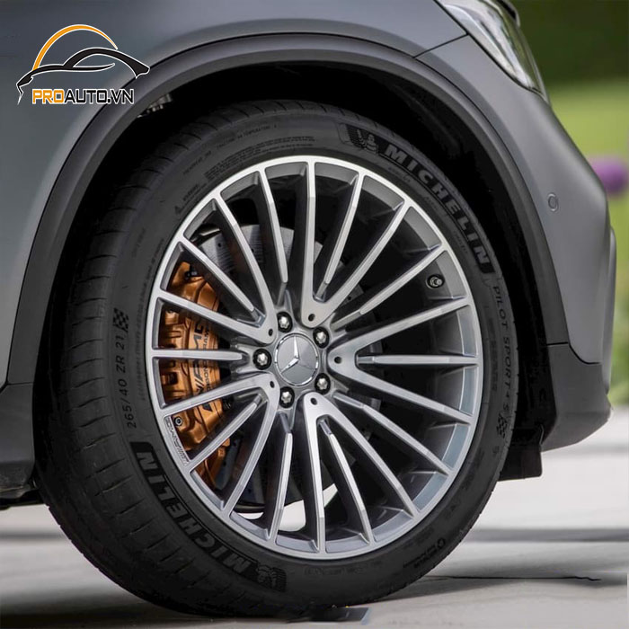 Độ mâm thể thao cho xe Mercedes Benz GLC 300