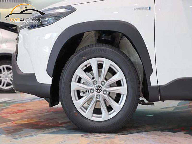 Độ mâm xe Toyota Corolla Cross