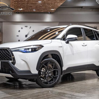 Độ mâm xe Toyota Cross