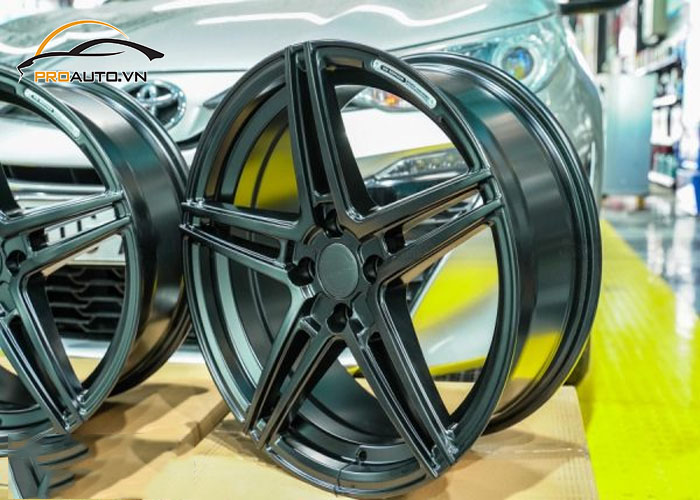 Các kiểu độ mâm xe Toyota Yaris