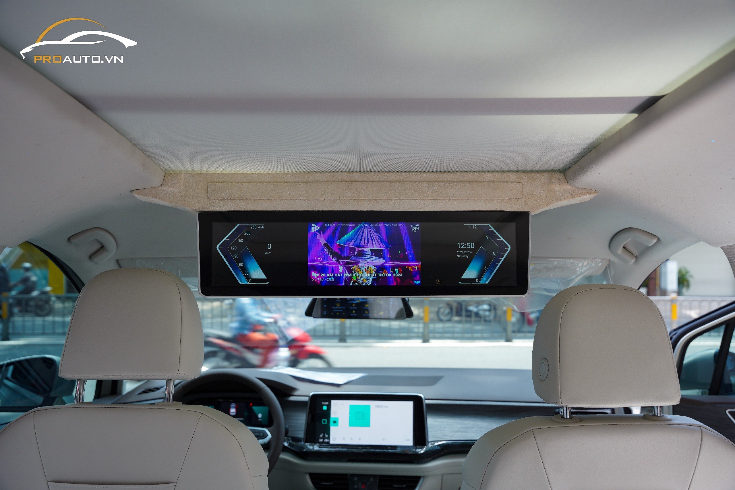 Độ màn hình TV xe Volkswagen Viloran