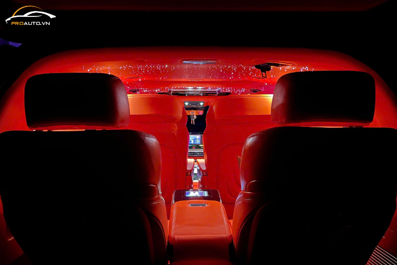 Độ trần ánh sao xe ô tô kiểu băng rơi