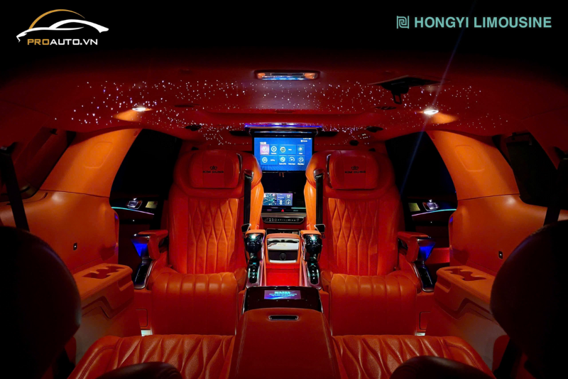 Độ trần sao xe Kia Carnival