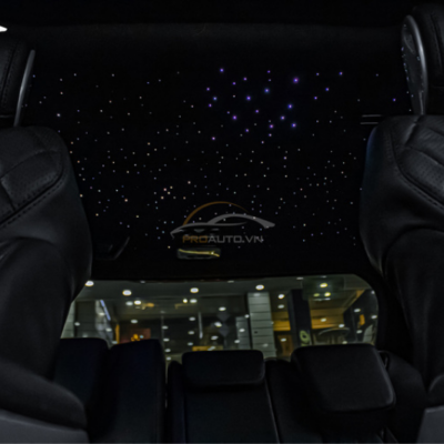 Độ trần sao xe Kia Carnival tạo bầu trời đêm lung linh