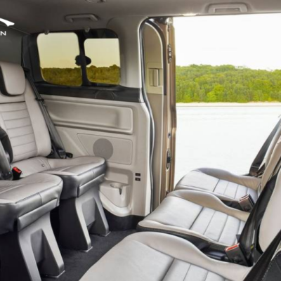 Đổi màu cột A, B, C cho xe Ford Tourneo